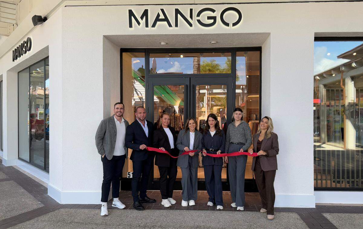 European fashion retailer Mango opened a new store at The Falls shopping center ahead of the 2024 holidays. The Falls had a sprucing up with new lighting, handrails, column tiling and updated waterscapes.