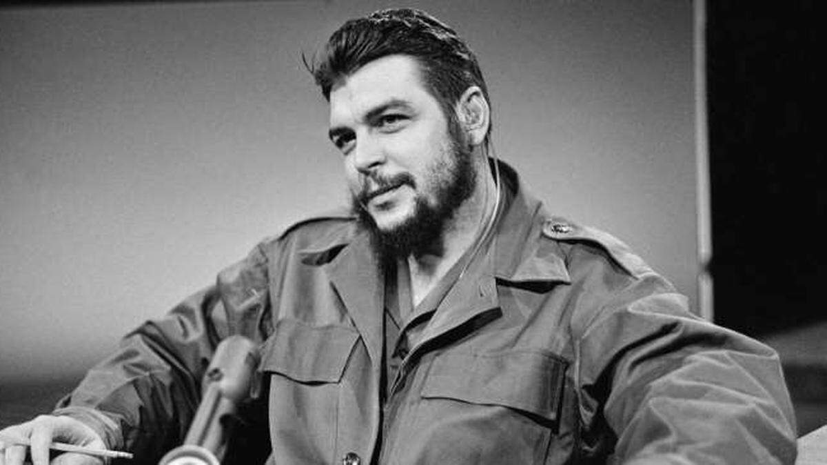 Clashes over the roles of Columbus and Che Guevara, above, in shaping history are rooted in Americans’ political stances — and their hypocrisies.