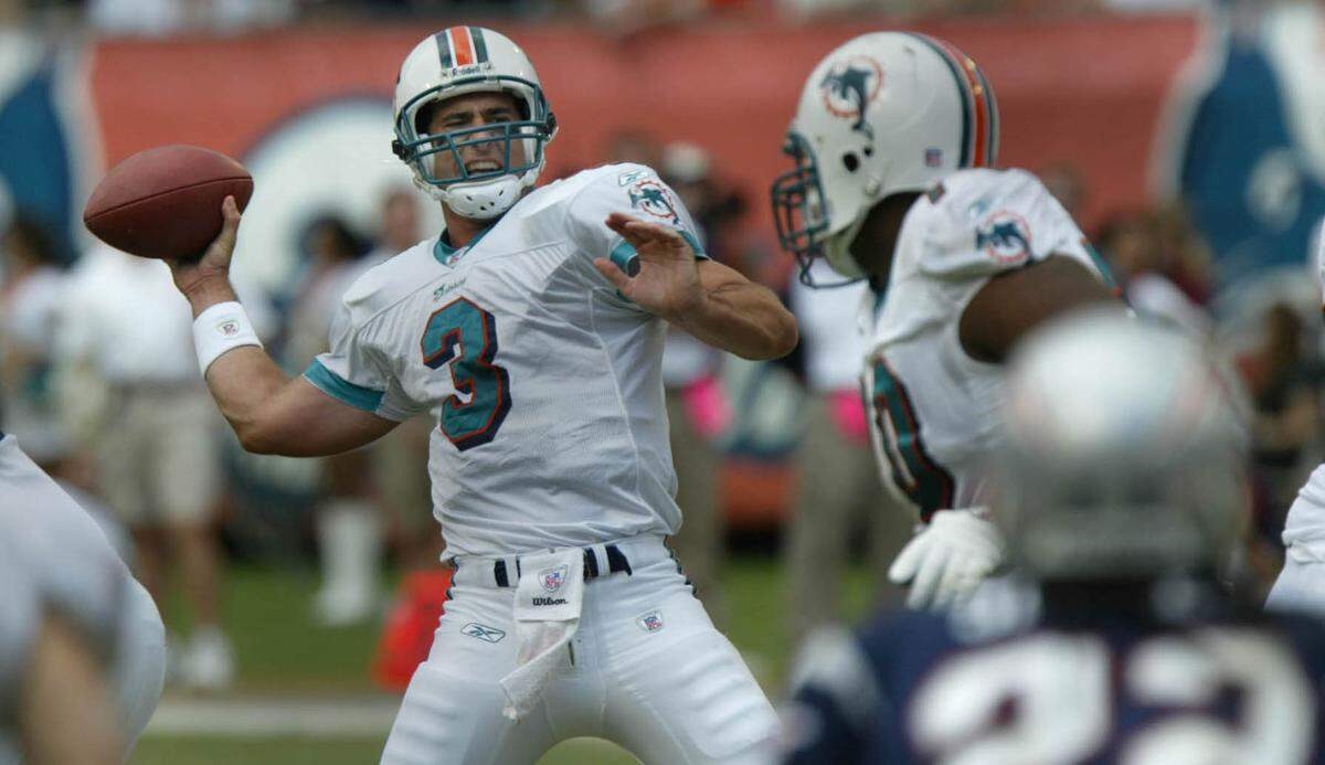 Miami Dophins host the New England Patriots on Dec. 10, 2006. Dolphins QB Joey Harrington throws pass in 1st quarter.