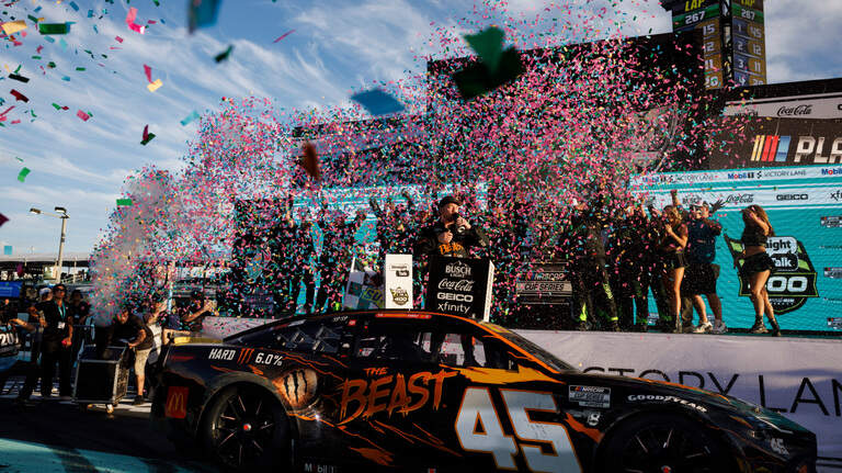 Photo Gallery: Straight Talk 400 NASCAR Cup Series race