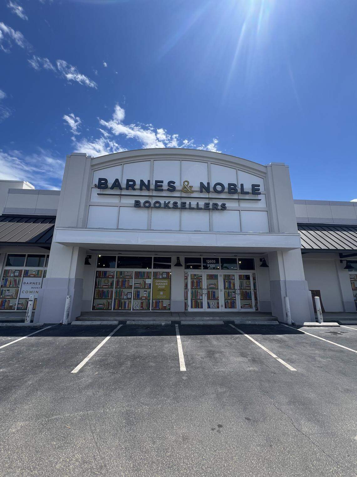 Colonial Palms Plaza Barnes & Noble opens at 13605 S. Dixie Highway on Sept. 3, 2025, just after Labor Day.