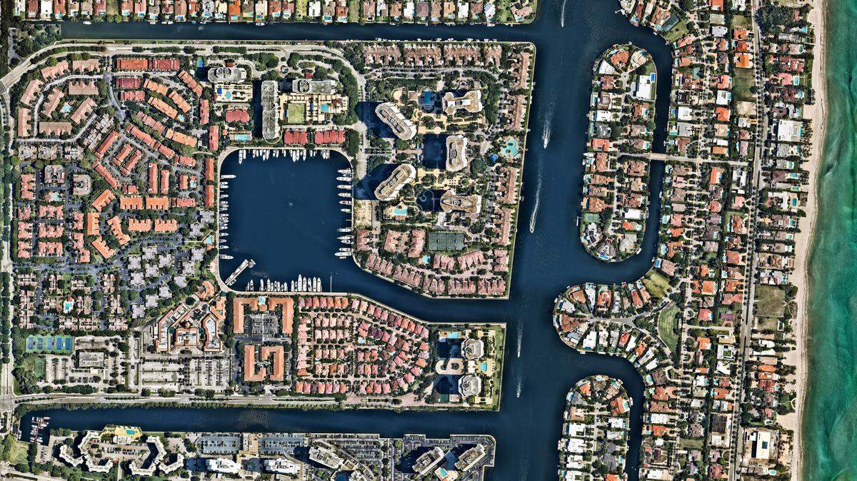Here’s your complete breakdown of Miami’s vibrant neighborhood offerings.