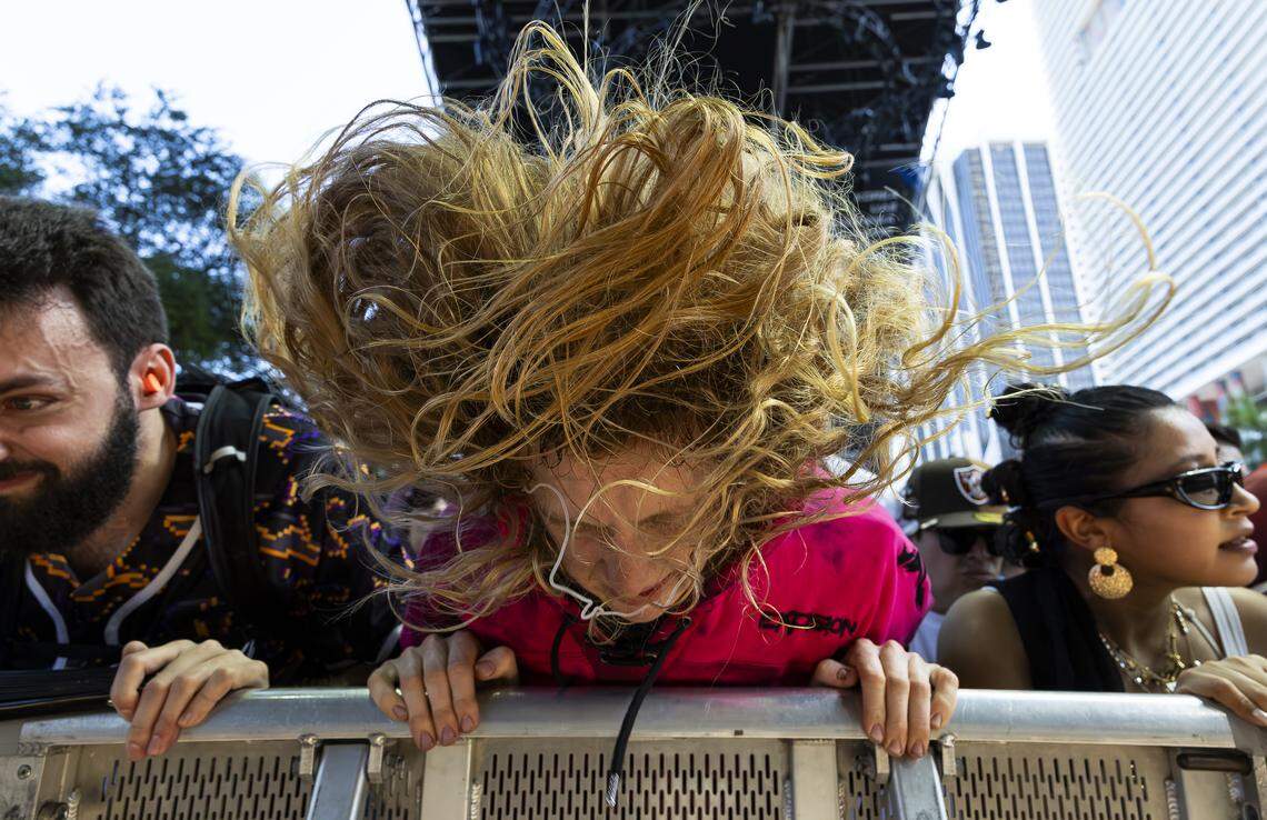 Phoenix Bello, 18, from Key Largo, dances as Armnhmr performs during Ultra Music Festival’s 26th anniversary at Bayfront Park on Saturday, March 28, 2026, in downtown Miami, Fla.