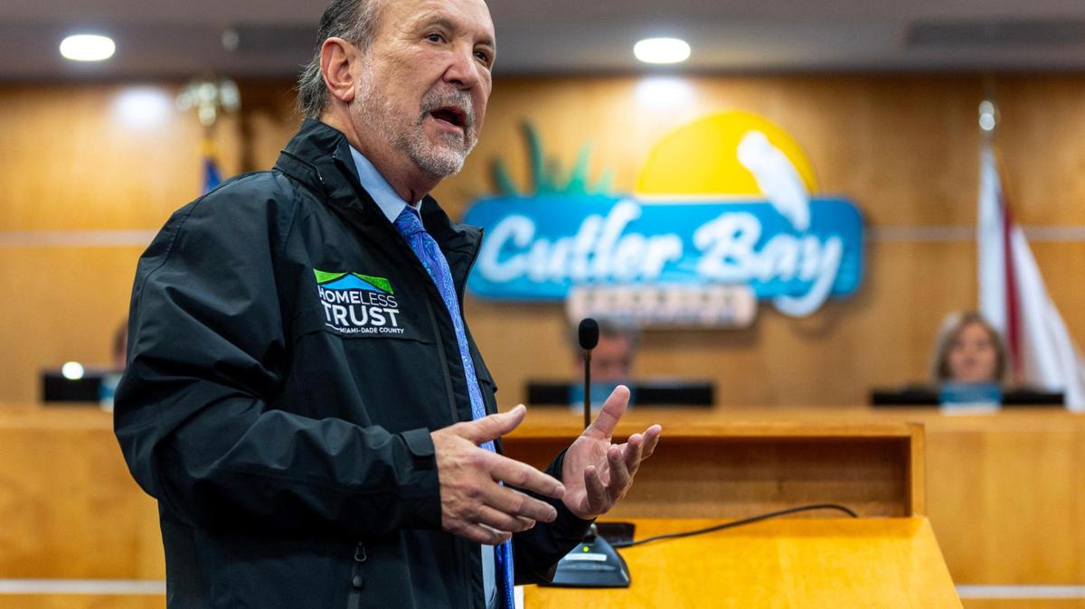 Miami-Dade County Homeless Trust Chairman Ron Book speaks to the Cutler Bay town council about his agency’s plan to convert a La Quinta Inn motel into affordable apartments for the formerly homeless on Nov. 29, 2023.