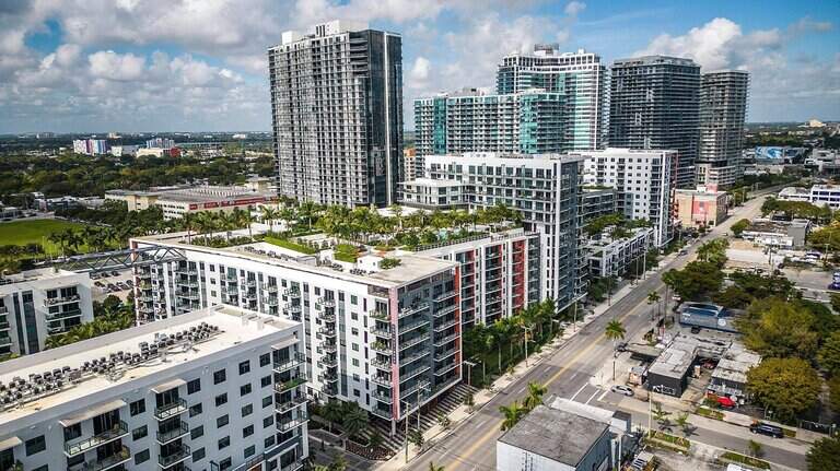 How much are you paying to rent an apartment in Miami or Broward? Take a look at cost