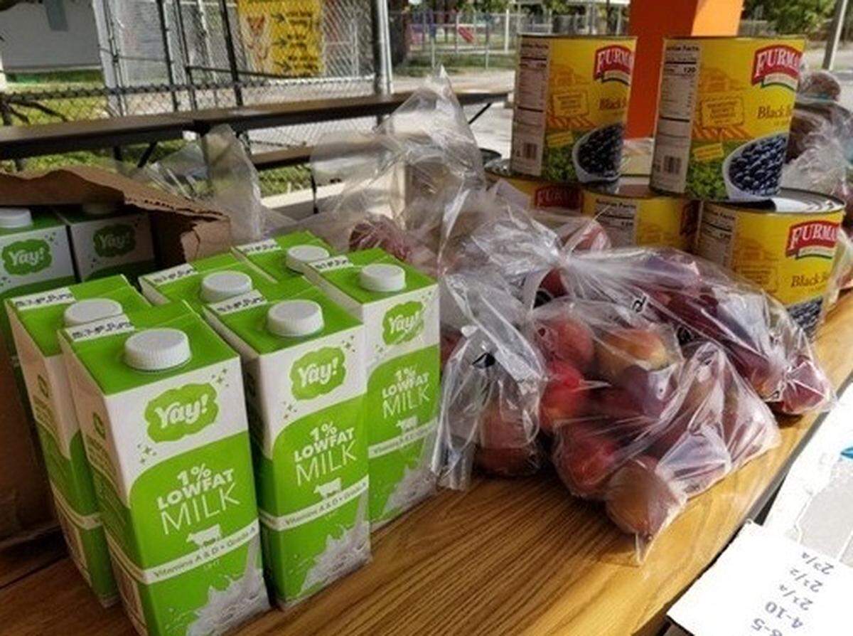 Feeding South Florida alimenta a cerca de 1 millón de personas al año en los Condados Miami-Dade, Broward, Palm Beach y Monroe. Estos son algunos de los artículos de sus despensas.