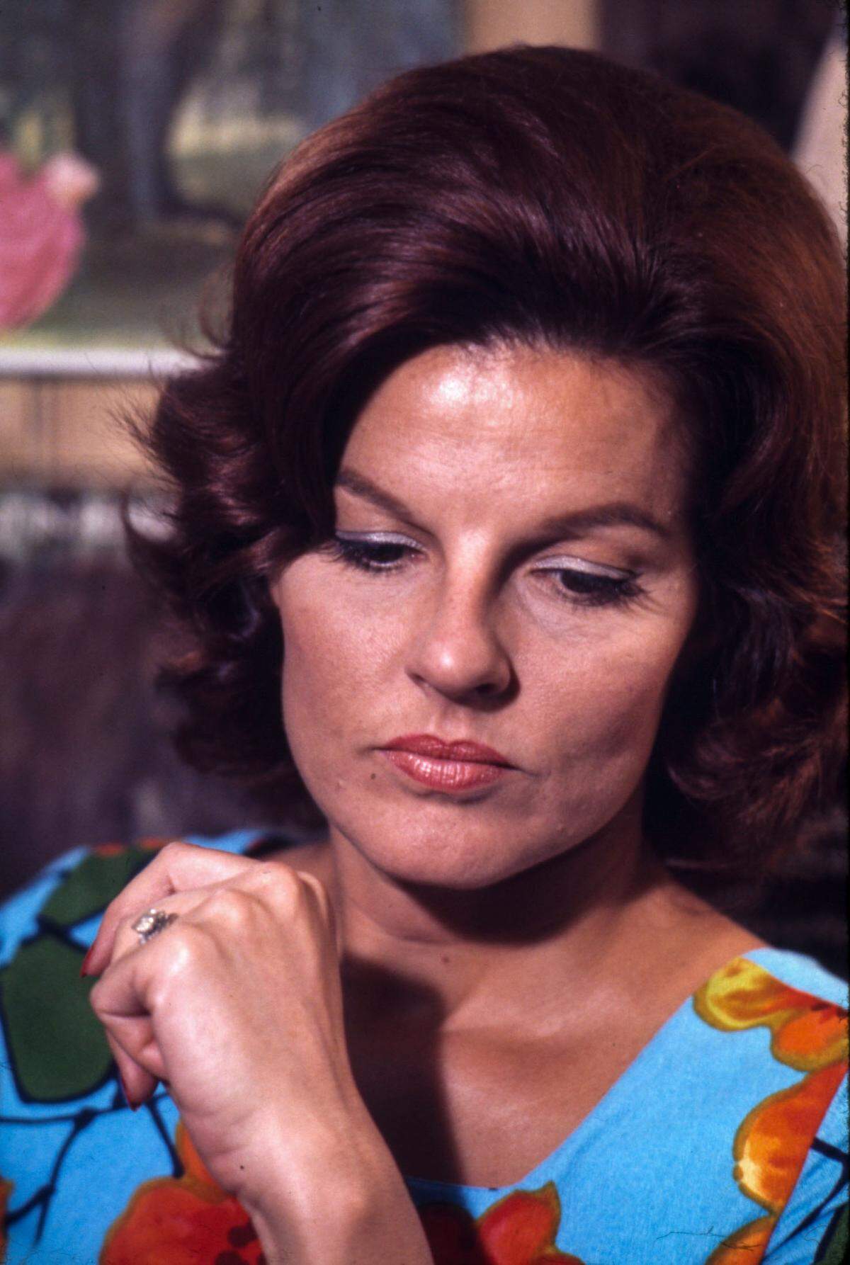 11/26/1972: Battle Vaughan/Miami Herald Staff -- Anita Bryant portrait for Tropic magazine.