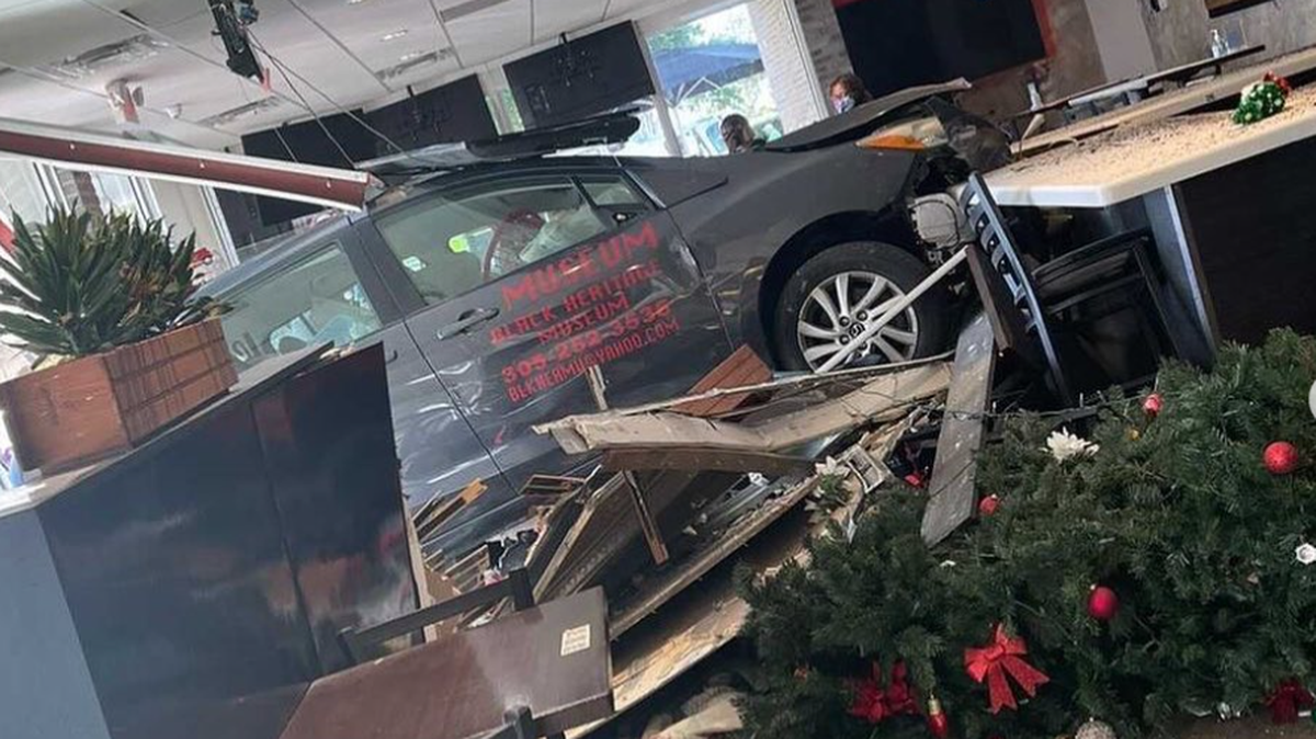 Car crashes into Walter’s