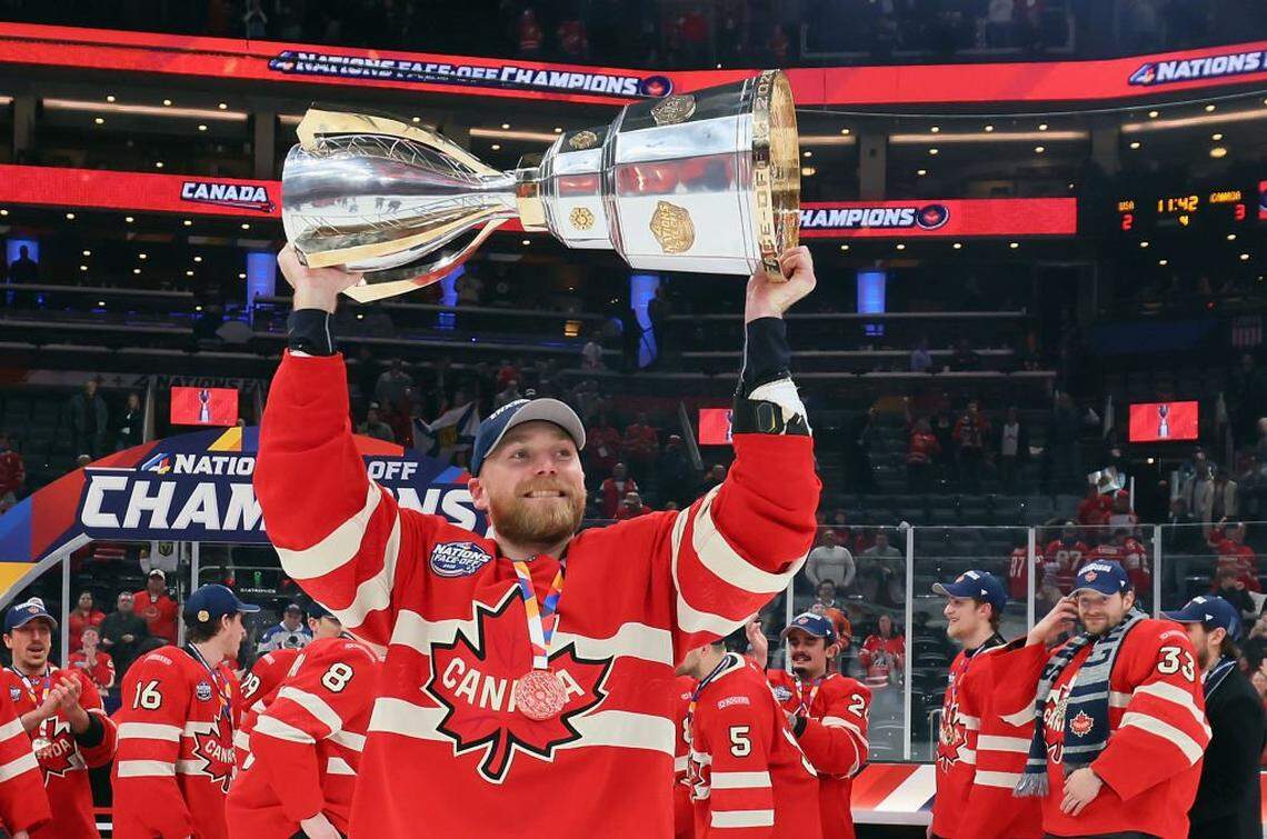BOSTON, MASSACHUSETTS - FEBRUARY 20: Sam Bennett #9 of Team Canada celebrates with his teammates after defeating Team United States in overtime to win the NHL 4 Nations Face-Off Championship Game at TD Garden on February 20, 2025 in Boston, Massachusetts. (Photo by Bruce Bennett/Getty Images)