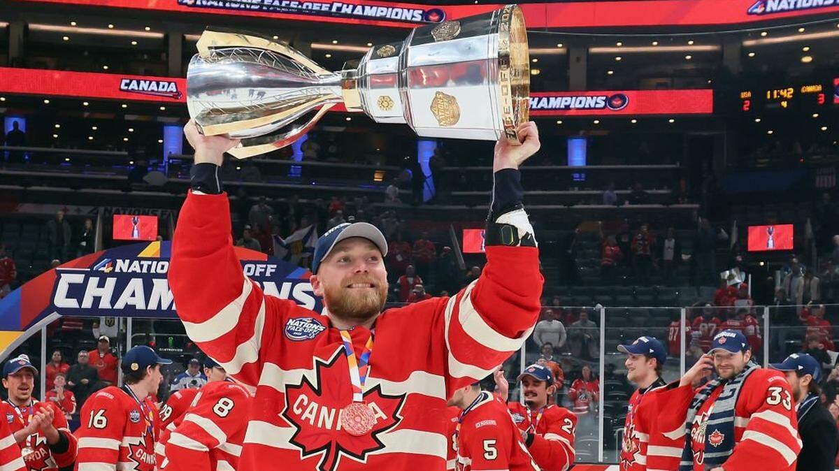 BOSTON, MASSACHUSETTS - FEBRUARY 20: Sam Bennett #9 of Team Canada celebrates with his teammates after defeating Team United States in overtime to win the NHL 4 Nations Face-Off Championship Game at TD Garden on February 20, 2025 in Boston, Massachusetts. (Photo by Bruce Bennett/Getty Images)
