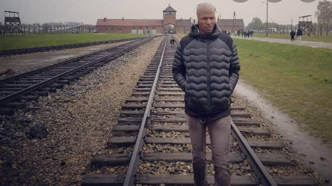 Ray Allen shares story about his son thinking he was white to explain how racism is taught
