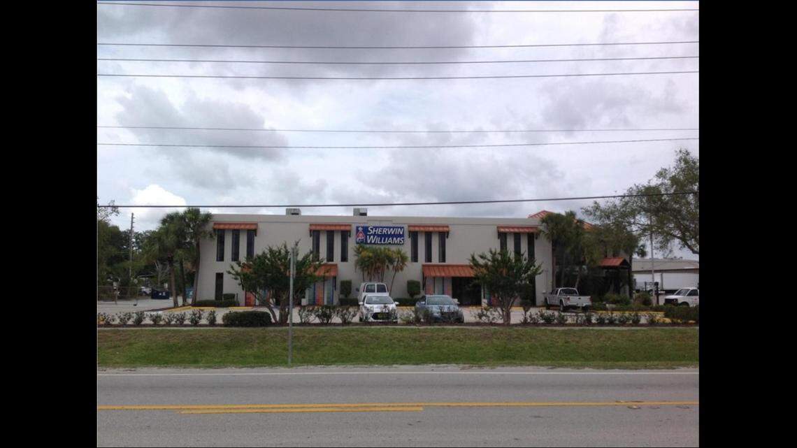 Several companies controlled by Shawn Thompson, called a fraudulent extortionist by a Miami-Dade Civil Court judge, operate out of this building, 2814 Silver Star Rd., in Orlando.