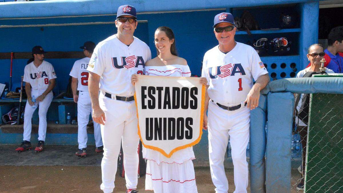 LSU basebal coach Mainieri, right and St. Thomas University baseball Jorge Perez are seen before their game in Cuba.