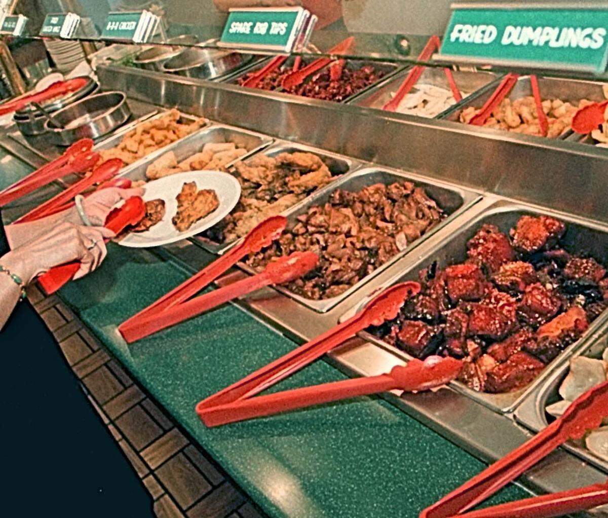 In 2000, the buffet at the Main Moon Buffet Chinese Restaurant in South Miami-Dade.