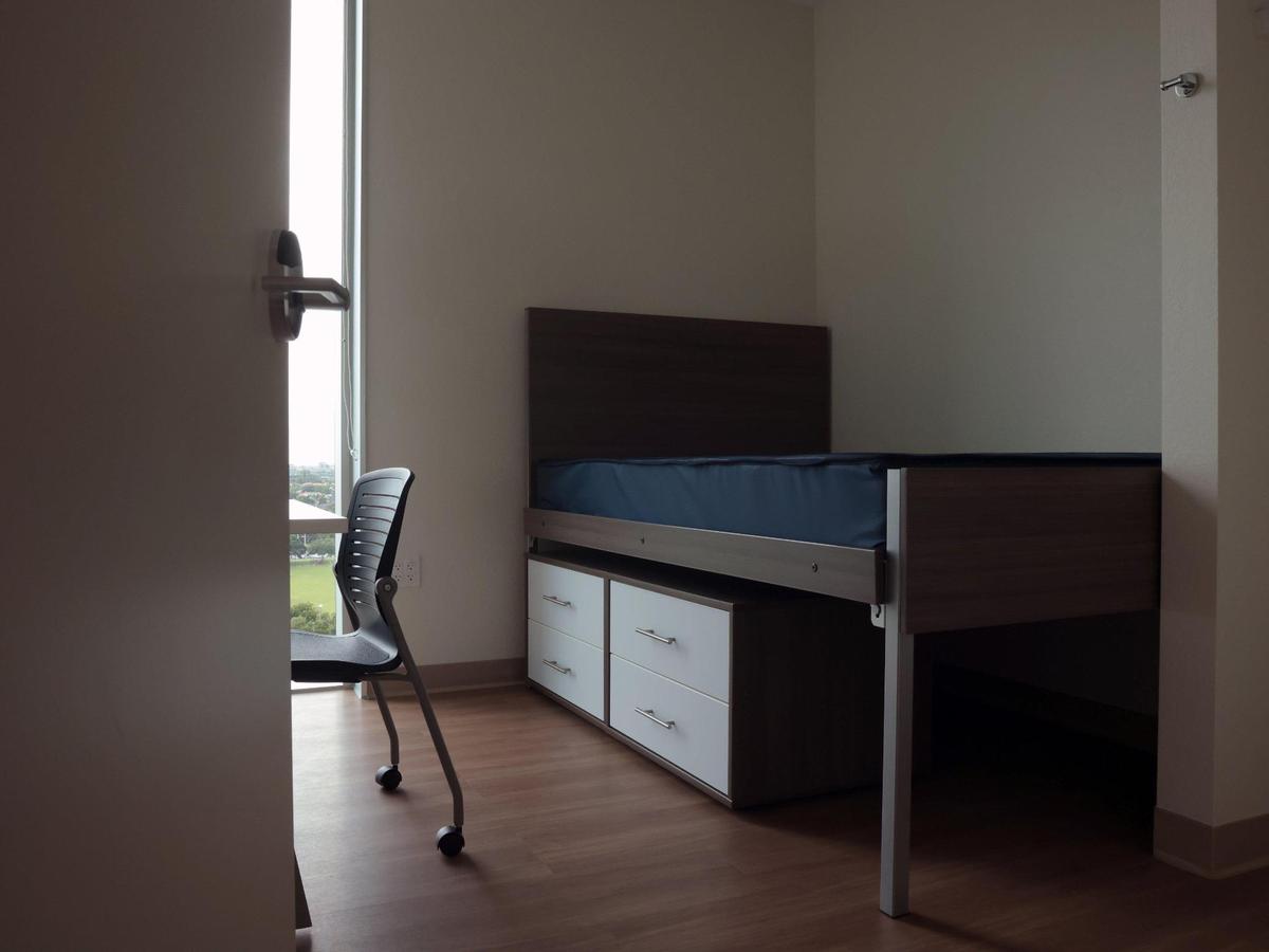 Tamiami Hall offers multi-room suites. On Monday, July 25, 2022, FIU gave a tour of its new 13-story dorm, to be opened in August for the fall semester at its campus off Southwest Eighth Street in Miami. Despite the new dorm, FIU still had a waiting list of more than 500 students in July.