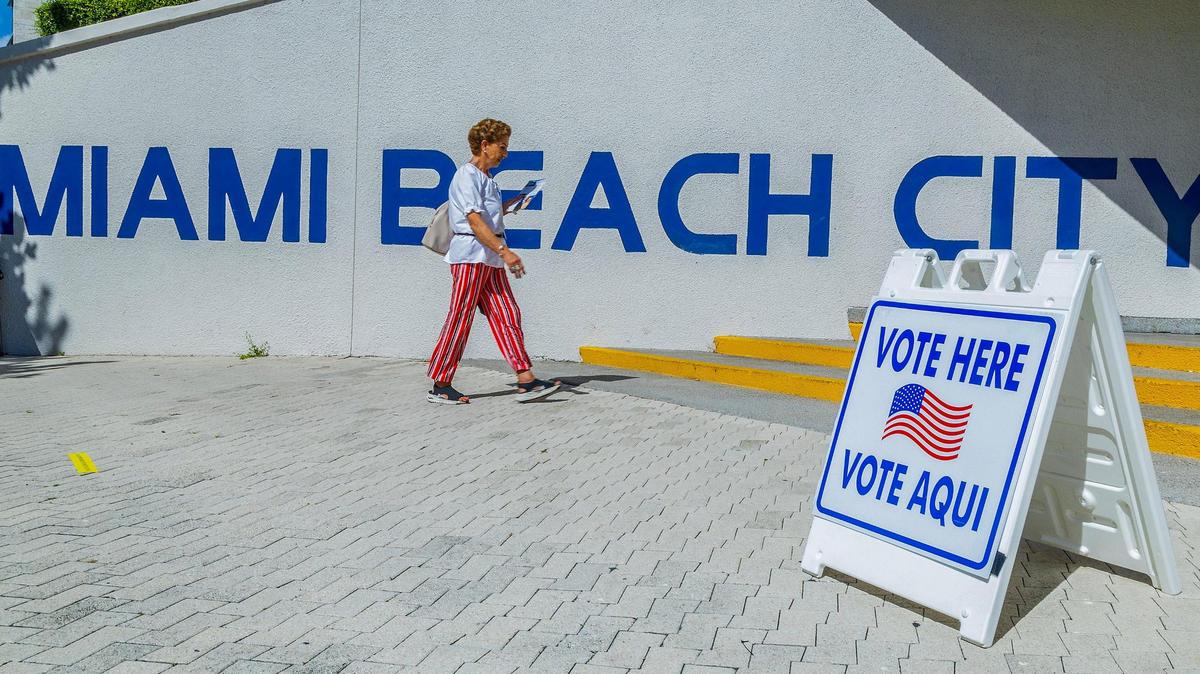 Miami Beach residents arrive to vote at the early voting polling place at the Miami Beach City Hall, on Tuesday, October 31, 2023.