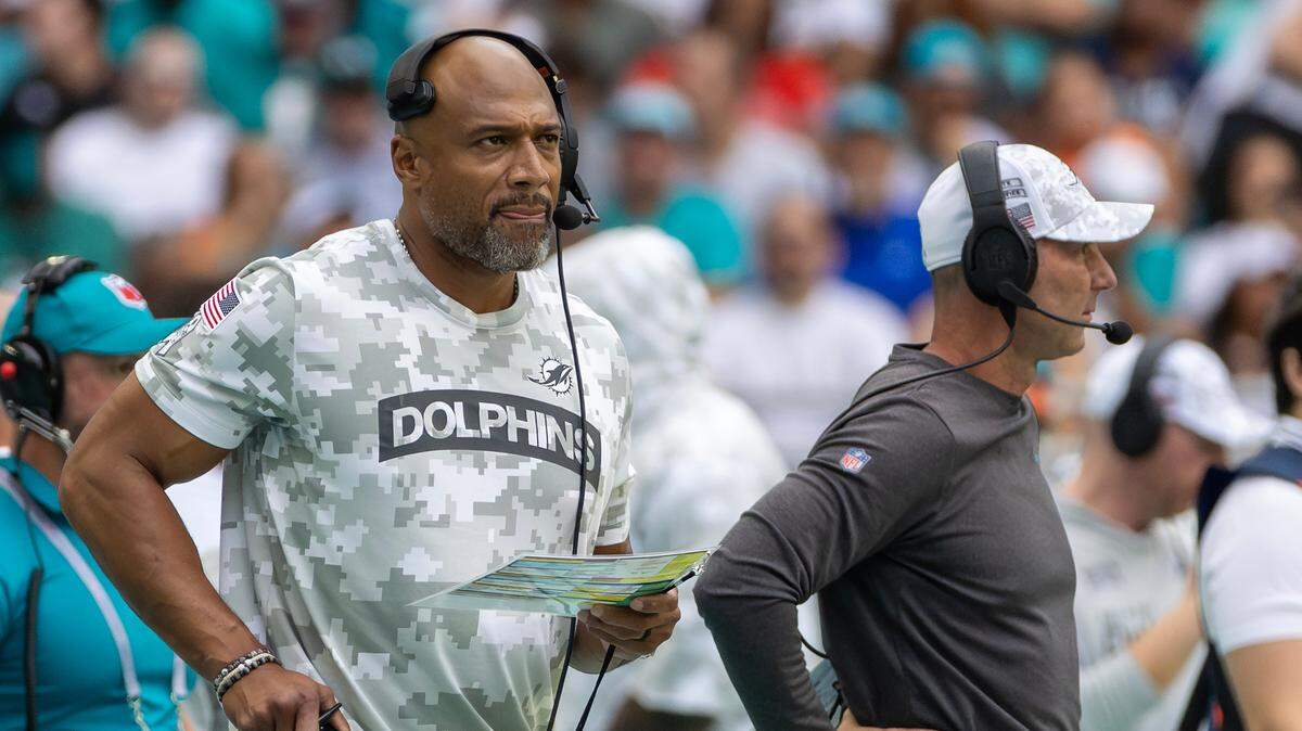 Miami Dolphins defensive coordinator Anthony Weaver looks from the sidelines in the second half of their NFL game against the Las Vegas Raiders at Hard Rock Stadium on Sunday, Nov. 17, 2024, in Miami Gardens, Fla