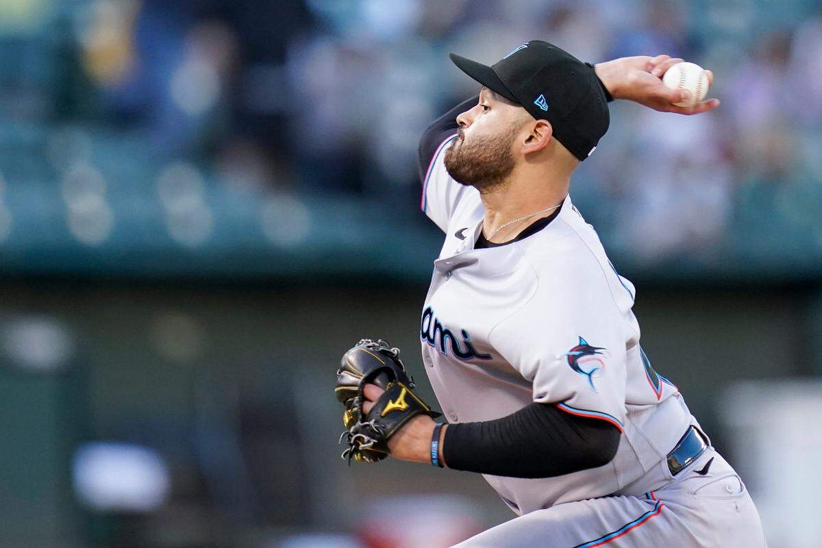 Miami Marlins’ Pablo LÃ³pez pitches against the Oakland Athletics during the first inning of a baseball game in Oakland, Calif., Tuesday, Aug. 23, 2022. (AP Photo/Godofredo A. VÃ(degrees)squez)