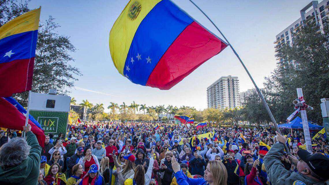 Members of the Venezuelan community in Miami gathered across from Doral City Hall in support of Venezuelan opposition leades Edmundo Gonzalez and Maria Corina Machado, on Feb. 9, 2025.