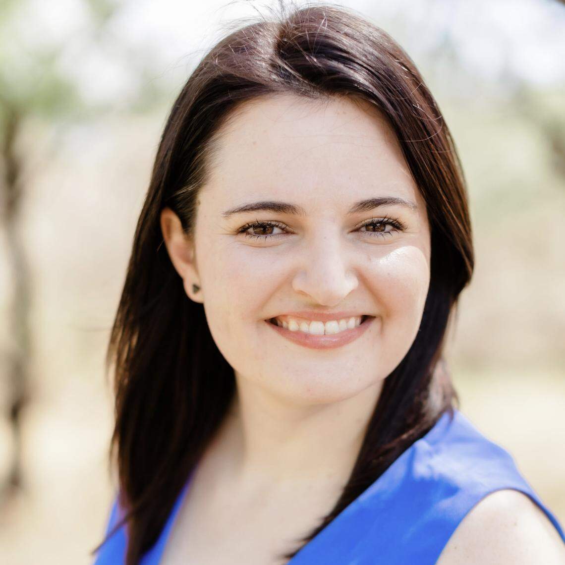 Profile Image of Claire Heddles