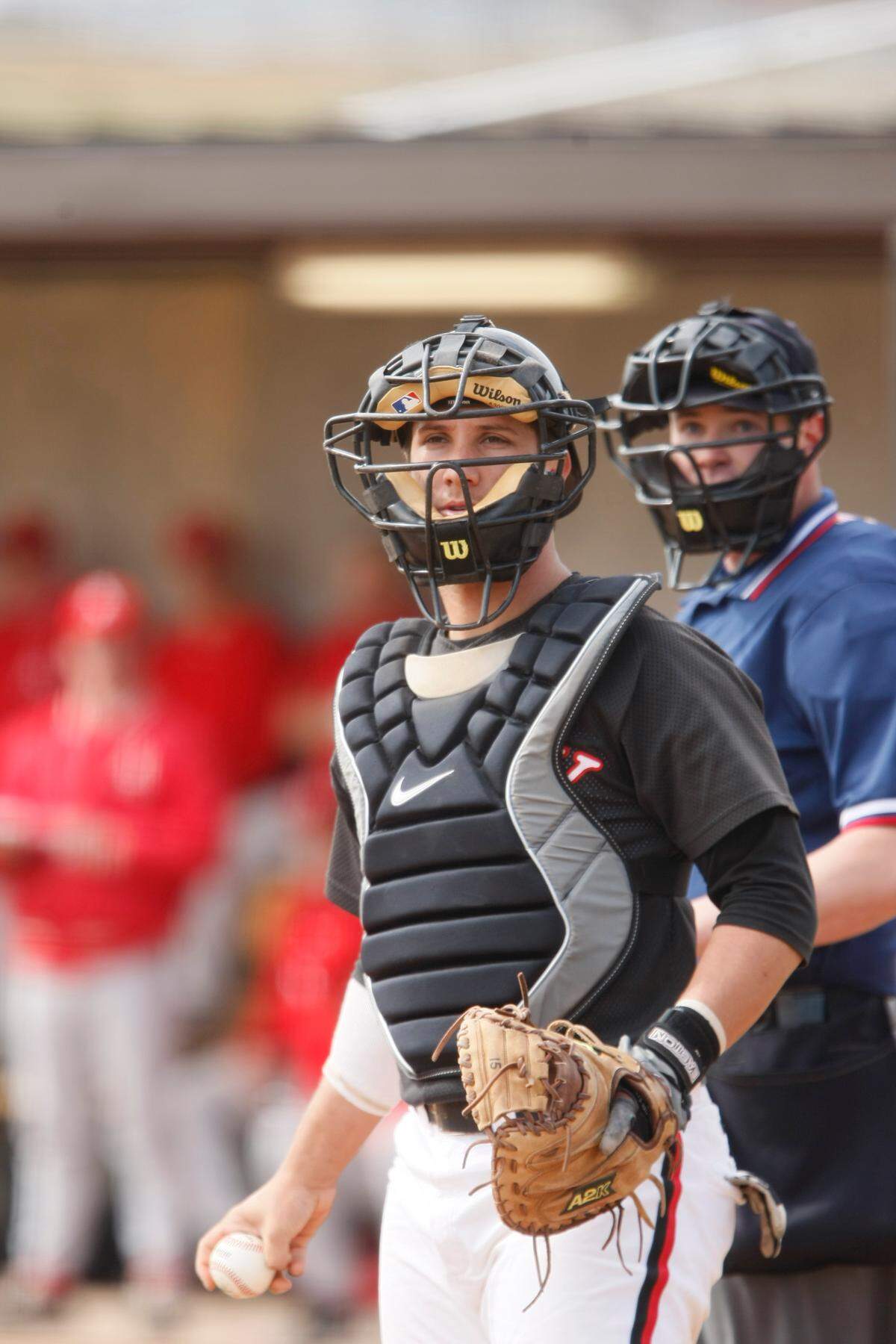 Chicago Cubs catcher Yan Gomes, a former standout at Barry University, is being inducted into the school’s Wall of Fame this week.