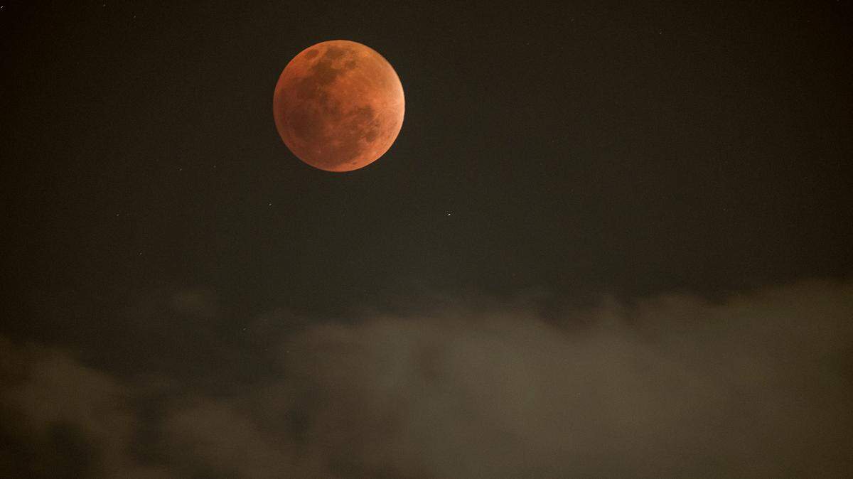 blood moon total lunar eclipse