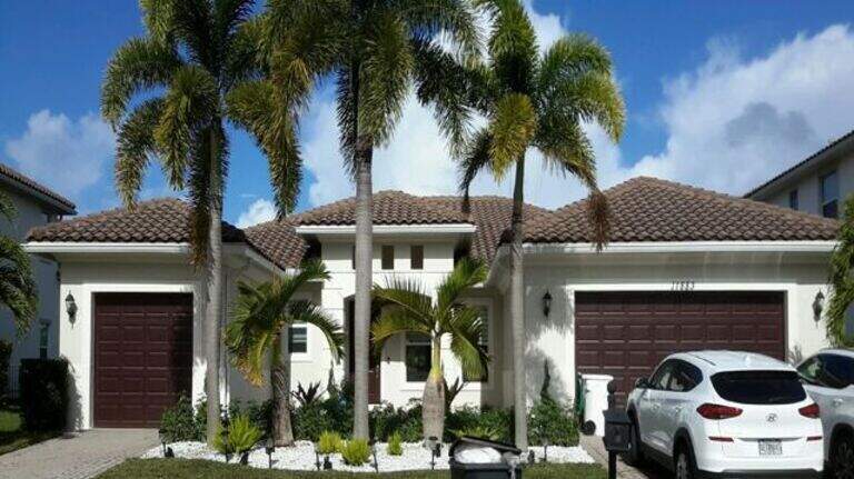 Broward man conned elderly, spent $1.3 million on private school, diamonds, a McLaren