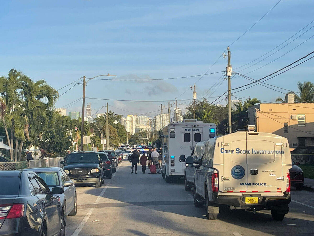 Un oficial de policía de Miami intercambió disparos con un hombre que mató a tiros a su esposa en la Pequeña Habana, el 14 de febrero de 2022.
