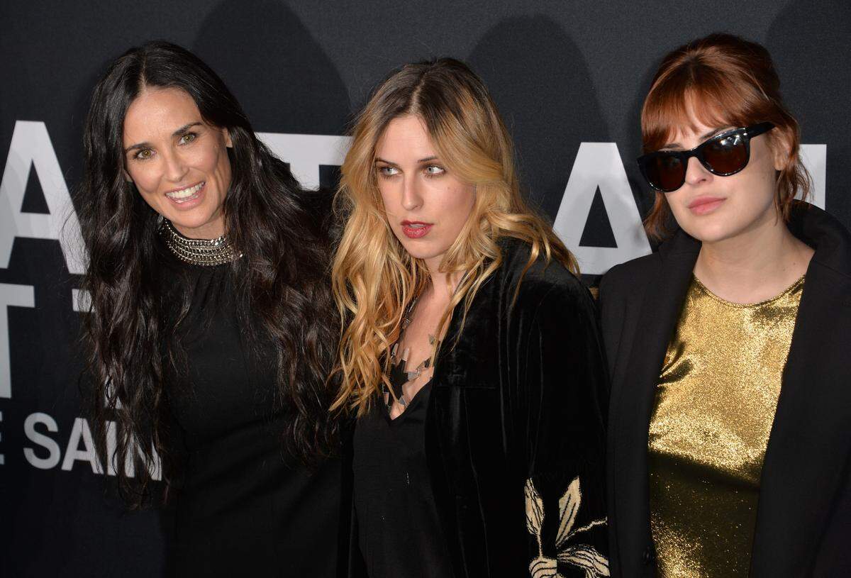 demi moore with rumer willis and tallulah willis