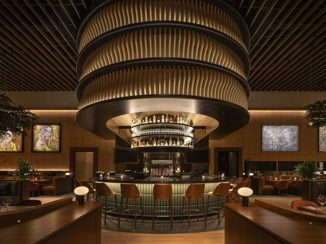 The central bar at Cactus Club Cafe in downtown Miami.