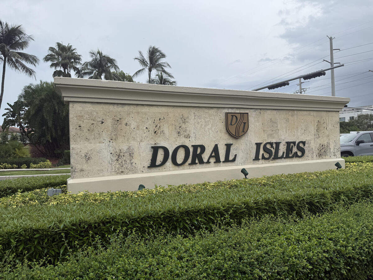Doral Isles on Wednesday, June 3, 2026. Ryan Charles Whiten, 42; Melanie Lauren Hyer, 46; Savannah Whiten, 11; and Sienna Whiten, 8, were found dead in the community on Tuesday, June 2, 2026, in a murder-suicide, according to the Miami-Dade Sheriff’s Office.