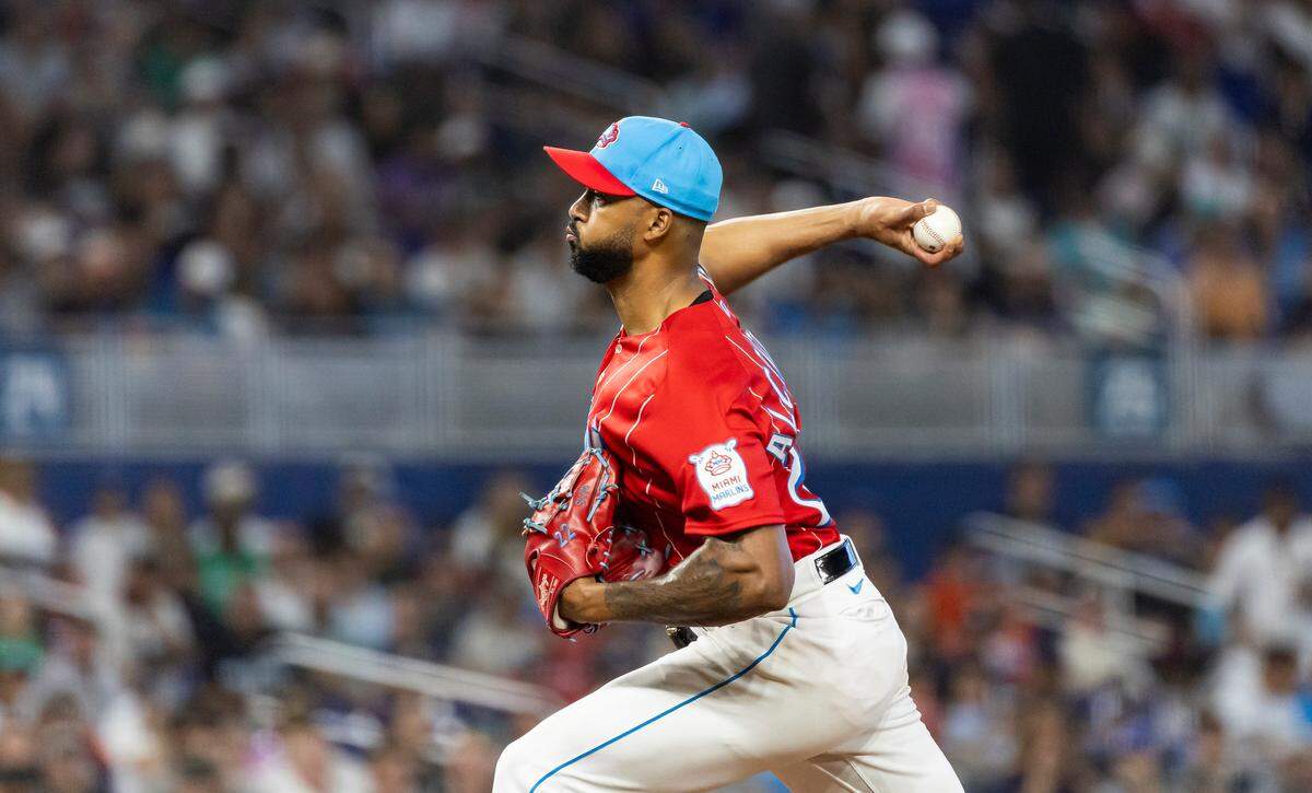 Miami Marlins starting pitcher Sandy Alcantara (22) pitches against the New York Yankees in the seventh inning of an MLB game at loanDepot park on Saturday, Aug. 12, 2023, in Miami, Fla.