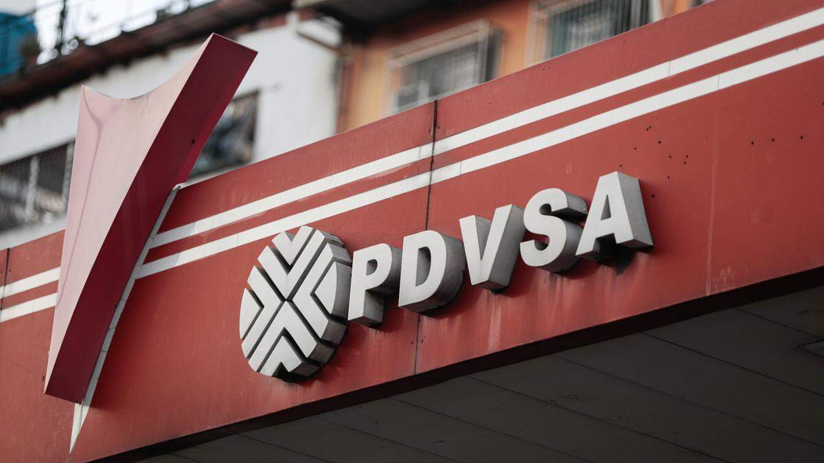 Alvaro Ledo Nass, a lawyer who also served as secretary of PDVSA’s board of directors, faces up to 10 years in prison at his sentencing in early June in Miami federal court after admitting Wednesday that he played a key role in the $1.2 billion money laundering conspiracy.