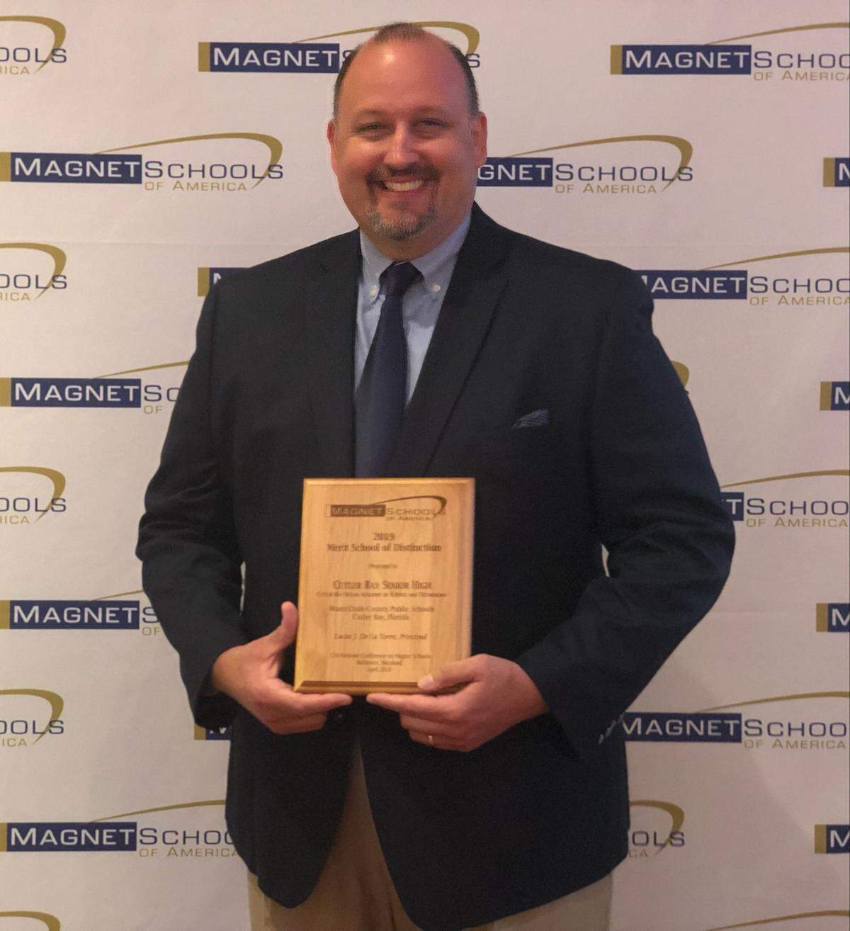 Magnet Schools of America recognized Cutler Bay High School as a Magnet School of Distinction during the 37th National Conference on Magnet Schools. Principal Lucas De La Torre accepted the merit award plaque on behalf of the school.