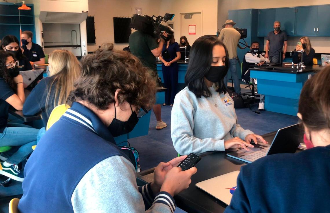 MAST@FIU Biscayne Bay honors anatomy and physiology students attend class while members of the media toured the school with Superintendent Alberto Carvalho to welcome them back to on-site learning on Monday, Aug. 23, 2021, the first day of school for Miami-Dade Public Schools.