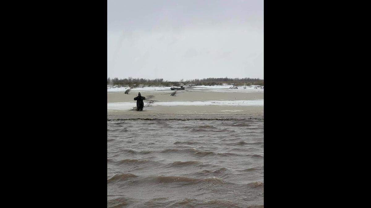 This hunter became stranded after his boat ran out of gas around 2 p.m. Jan. 21 in the Atchafalaya Delta WMA. Temperatures were around 2 degrees.