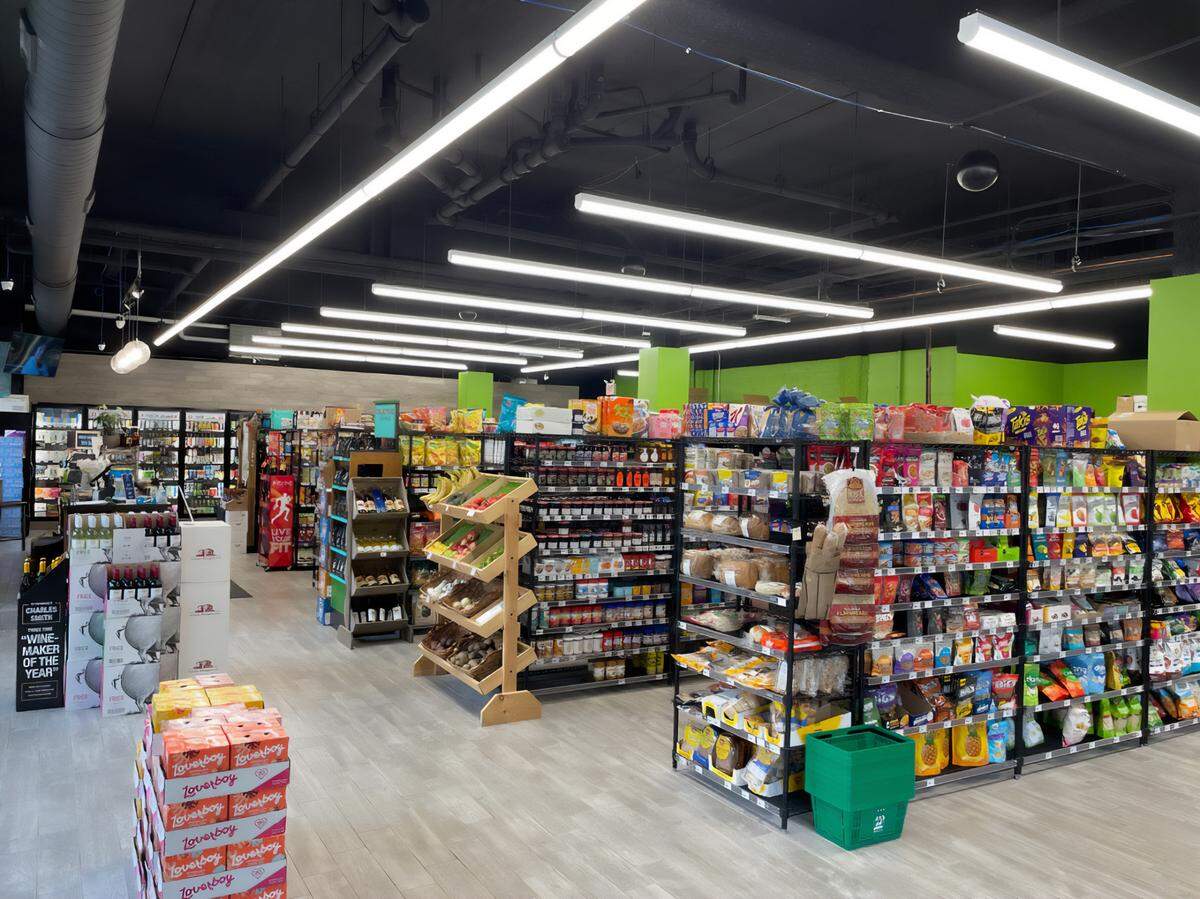 Food aisles inside a Go Grocer. The Chicago hybrid grocery-convenience store is coming to the Fort Lauderdale area in 2025.