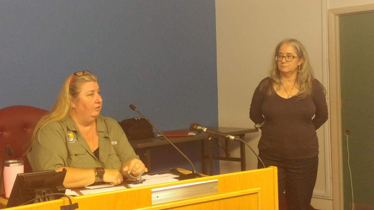 Roxanna Hinzman, left, of the regional field office for the U.S. Fish and Wildlife Service, takes a question from Diana Umpierre, of the Sierra Club, on Thursday, Aug. 22, 2019, in Marathon.