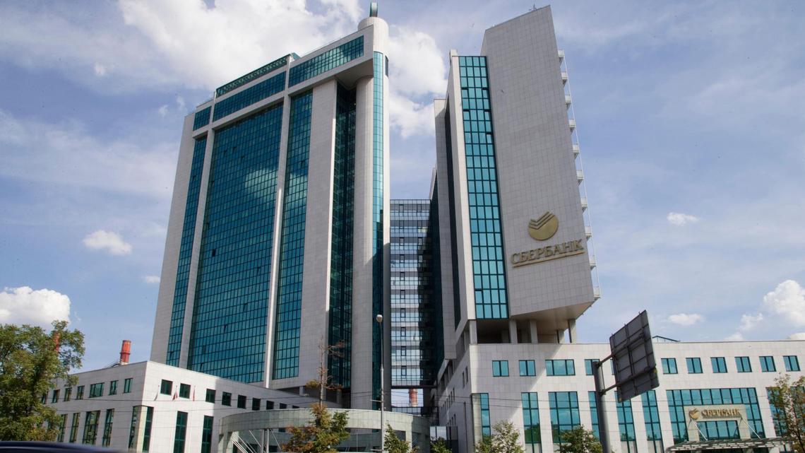 Sanctioned by U.S. allies, a former Russian banking titan lies low in South Florida