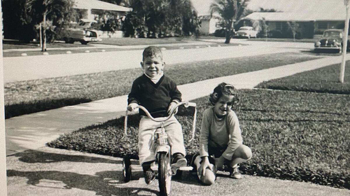 Max Gutstein and author Jacqueline Gutstein play outside near their Westchester home in 1967. 