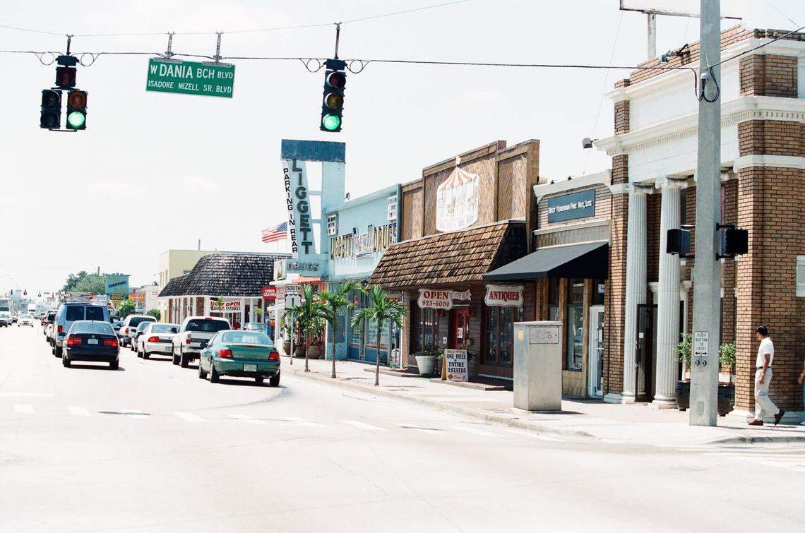 Downtown Dania Beach along US. 1 in 1999.