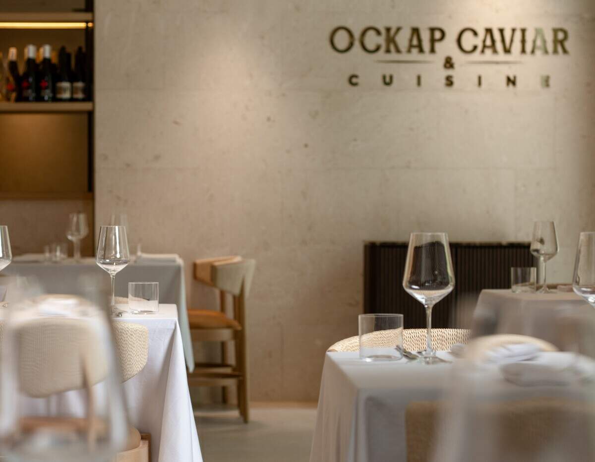 El comedor de Ockap Caviar & Cuisine en Brickell.