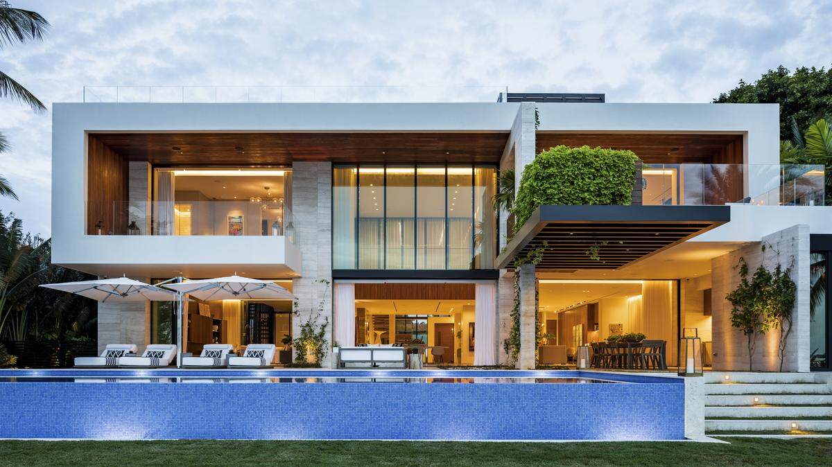 This Bal Harbour home just sold for $24 million, a new record for the neighborhood.