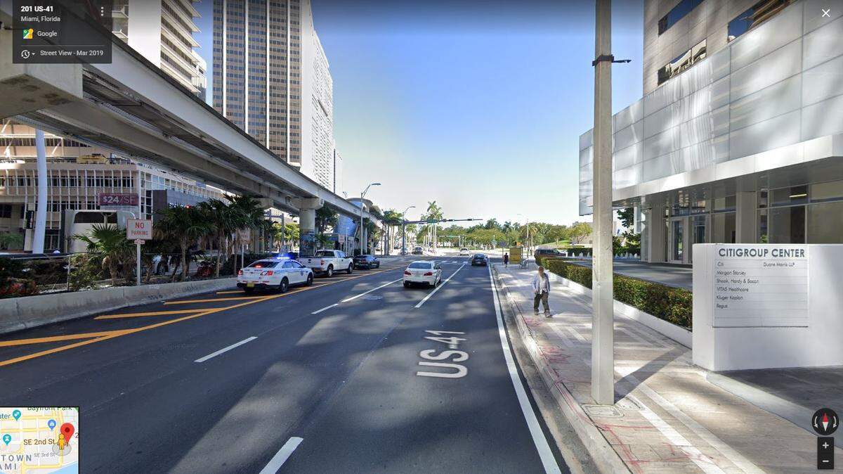 Miami police are investigating a suspicious package and shut Biscayne Boulevard in the downtown area from Southeast Third Avenue and Second Street to Fourth Street near Citigroup Center. Metromover ordered to suspend service.