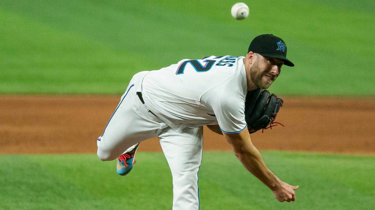 Miami Marlins relief pitcher Anthony Bass (52) pitches against the Washington Nationals during the ninth inning of their baseball game at LoanDepot Park on Monday, May 16, 2022, in Miami, Florida.