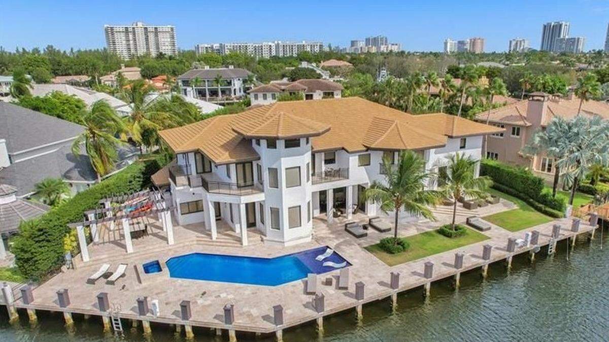 Messi acquired a waterfront home, pictured above, in the Bay Colony neighborhood. The house is a short drive from the retail strip Las Olas Boulevard and Inter Miami’s home base Drive Pink Stadium.