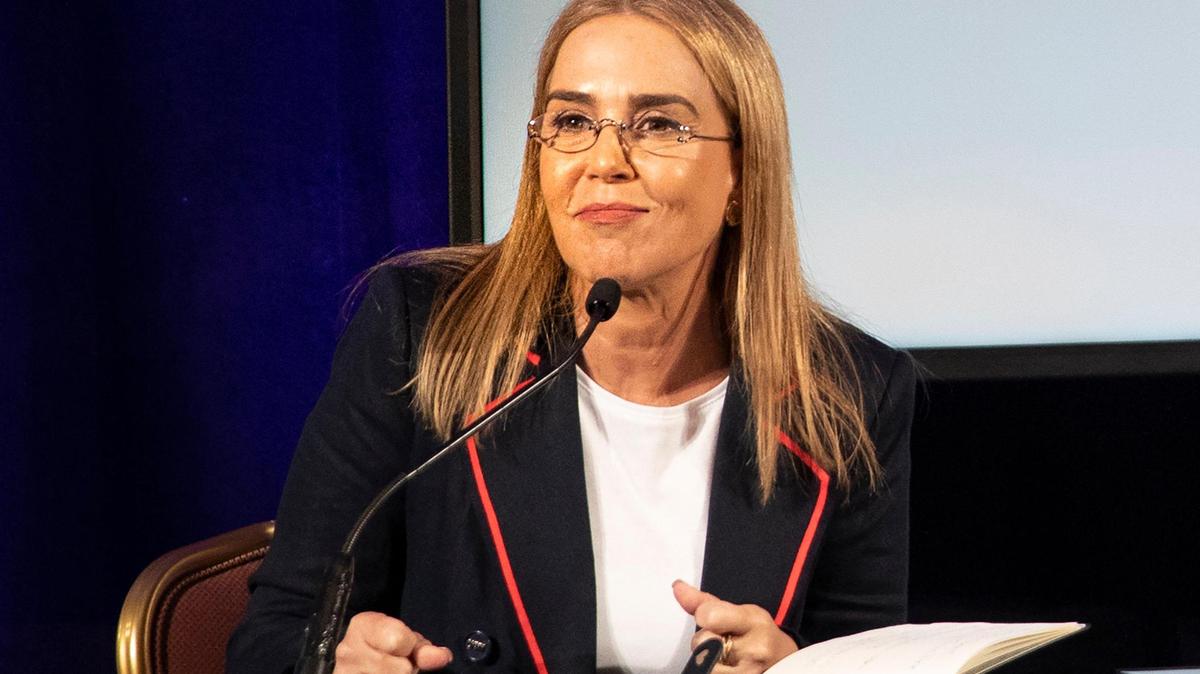 Lourdes Ubieta habla en la conferencia de prensa organizado por Americano Media para anunciar la llegada de nuevas voces hispanas en Doral, Florida en el martes 12 de julio 2022.