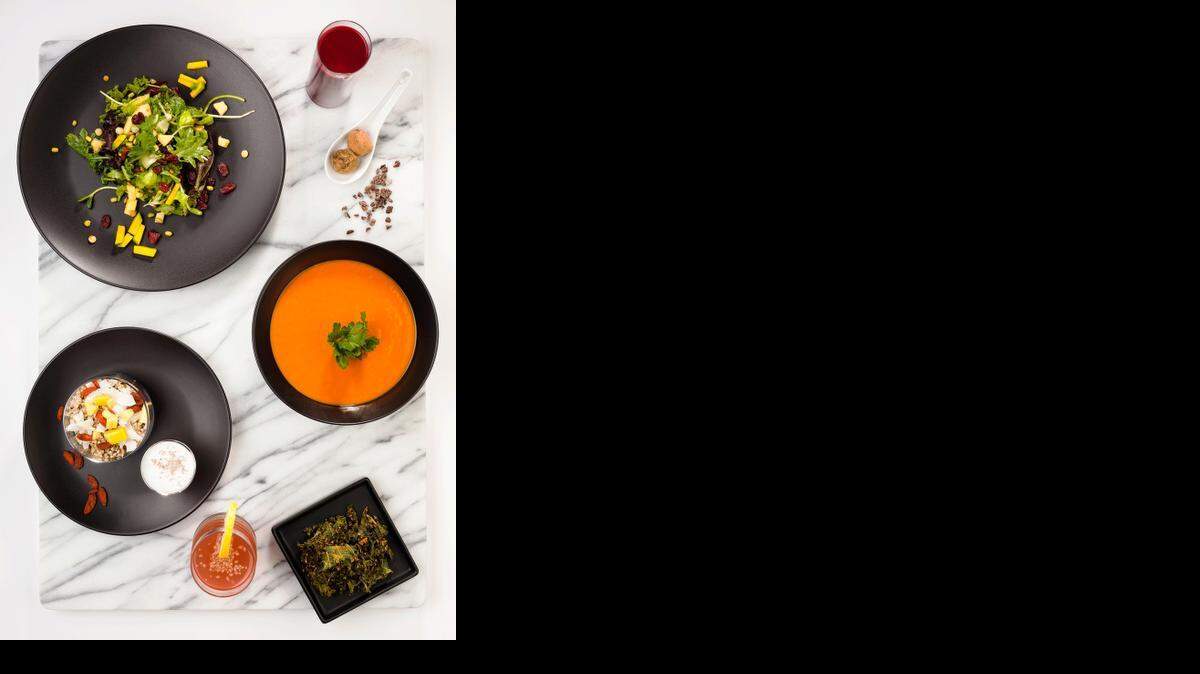 
Food detox: DL revAMP provides fresh, organic foods, delivered to your door. 
