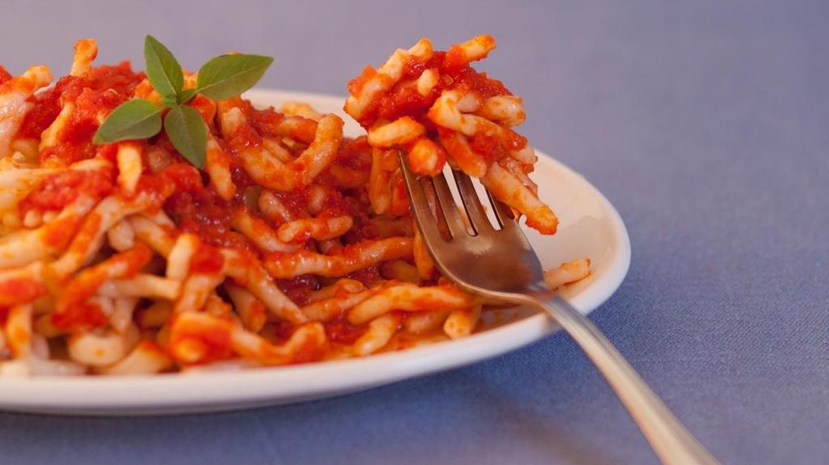 Strozzapreti and other regional-specific pasta varieties are predicted to trend upward in 2016.