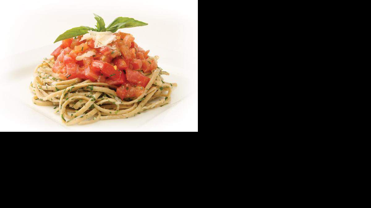 
Tomato linguine saute
